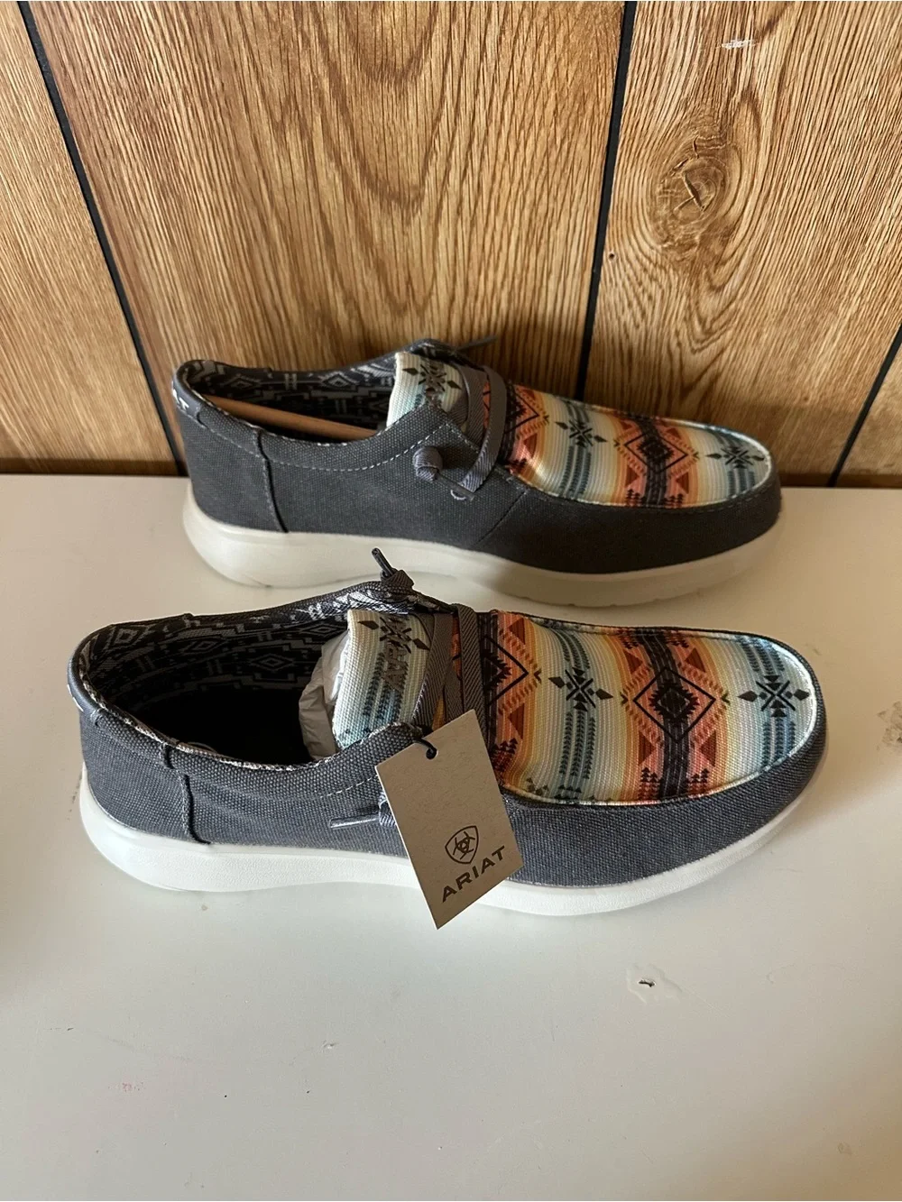 Ariat Hilo’s Gray Canvas Aztec-Pattern Slip-On Loafers- NWT Size: 12